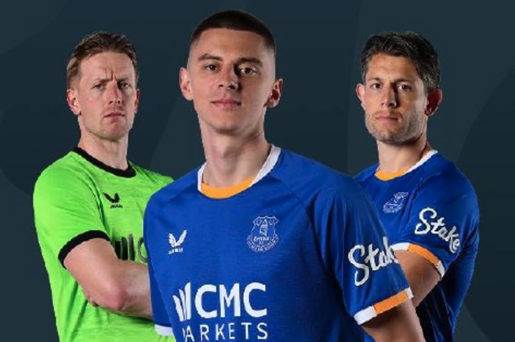 safe trust sponsor image soccer
